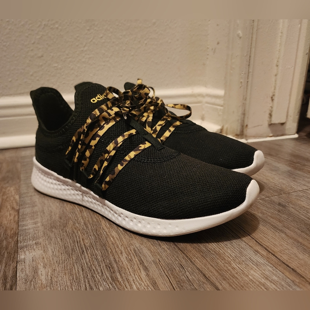 Woman's Adidas shoes size 9